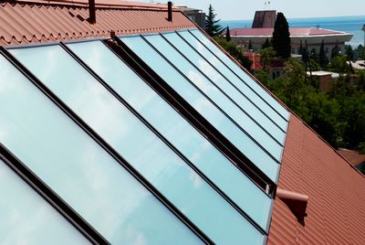 Prix d'achat et de pose de panneaux solaires aérovoltaïques