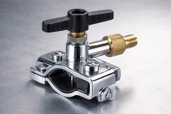 Comment remplacer un robinet autoperceur ?