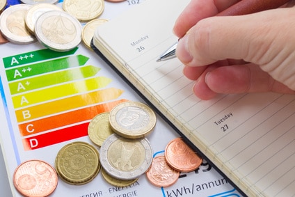 Qui peut bénéficier du chèque énergie et sous quelles conditions ? Comment pouvez-vous utiliser ce budget supplémentaire de 150 euros en moyenne ?